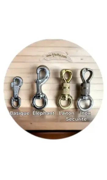 Mousquetons de longe